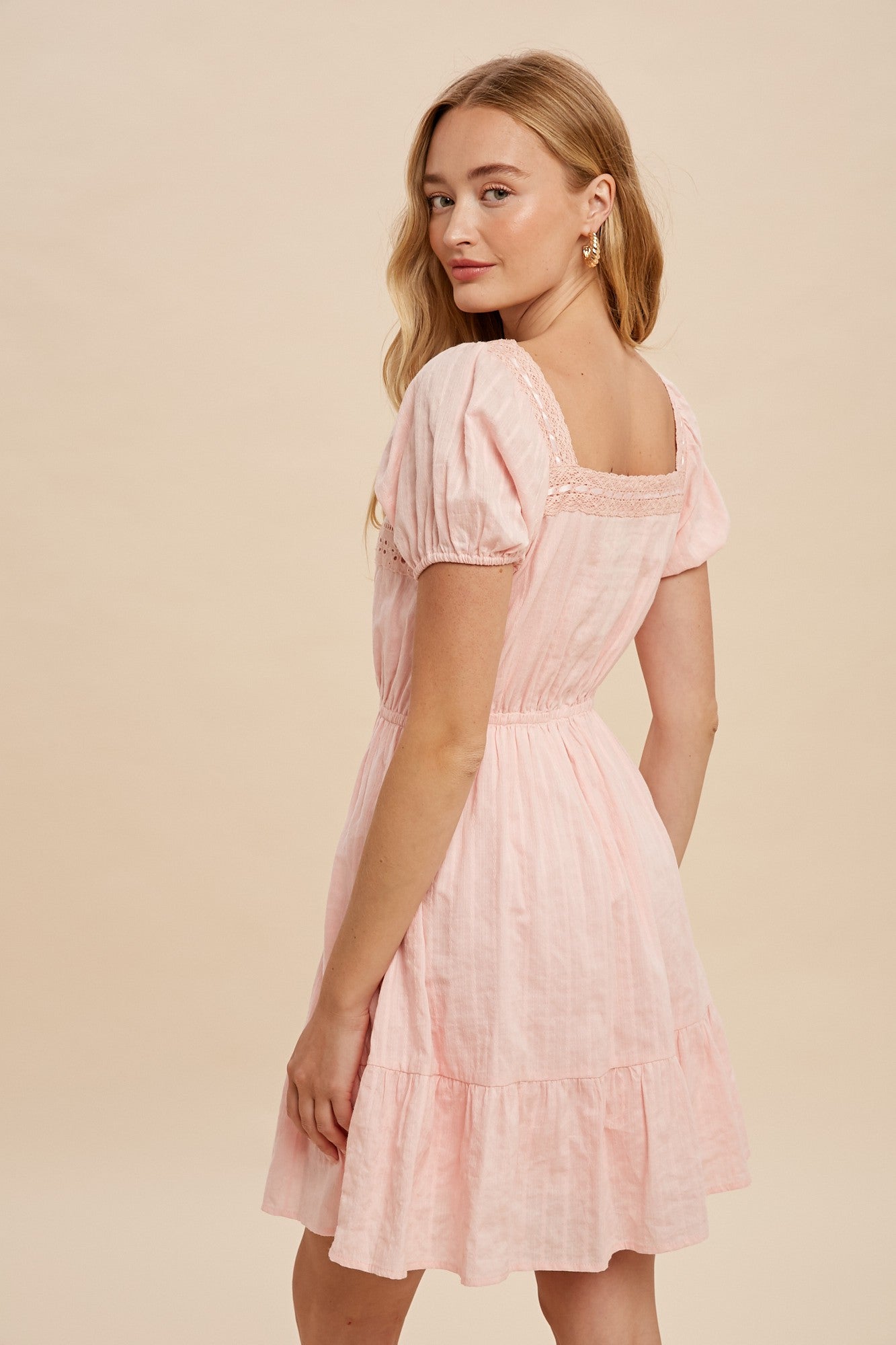 DOLLY - KNEE LENGHTH DRESS